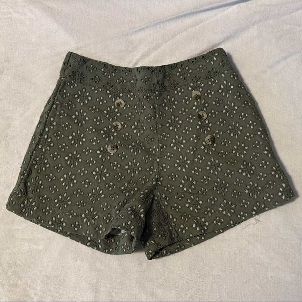 Kate Quinn Green Eyelet Shorts, 18-24m